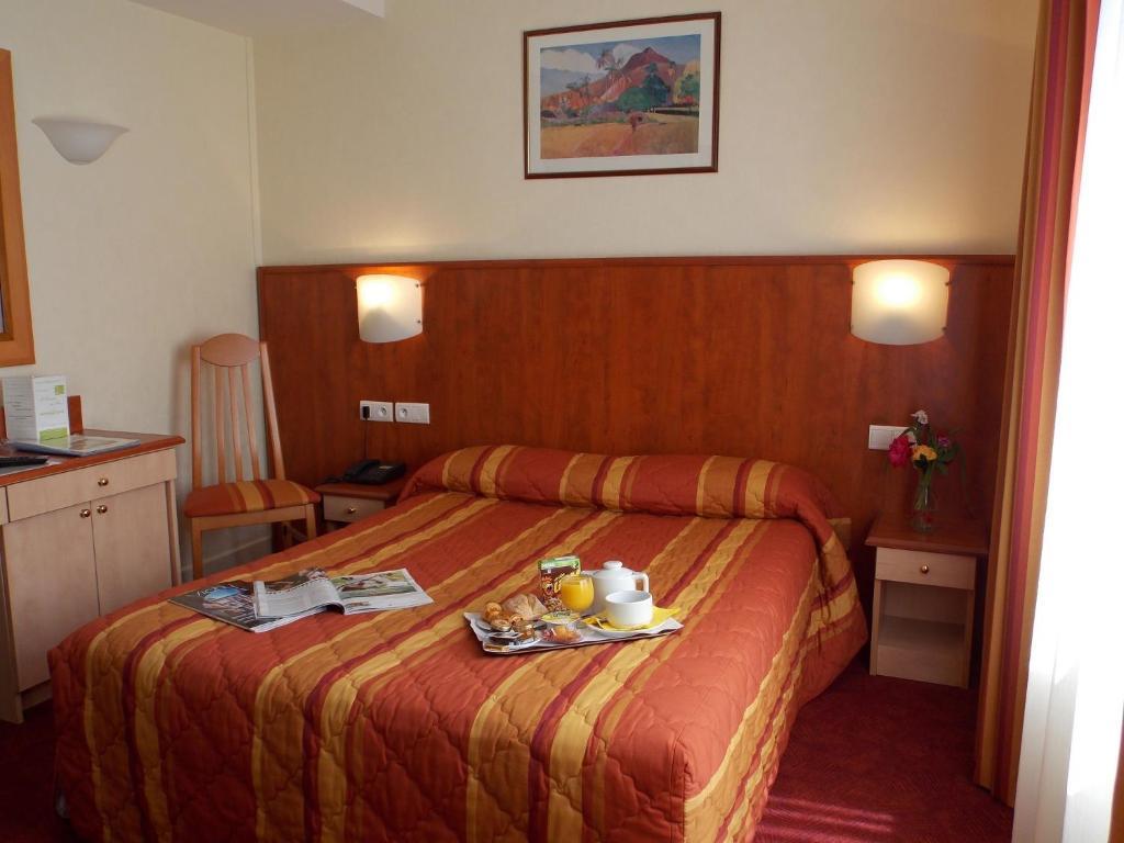 Hotel Chambord Vichy Room photo
