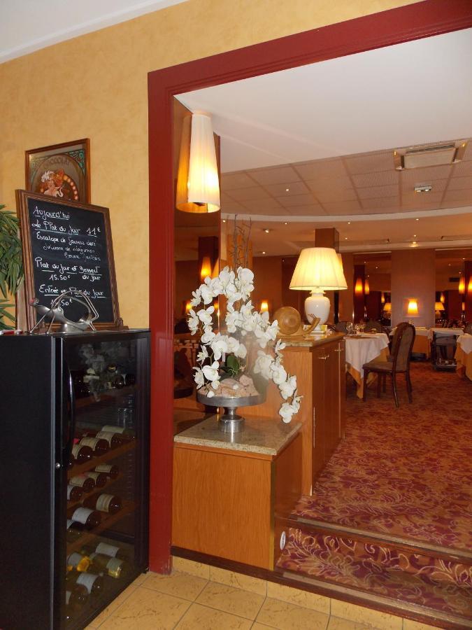 Hotel Chambord Vichy Exterior photo